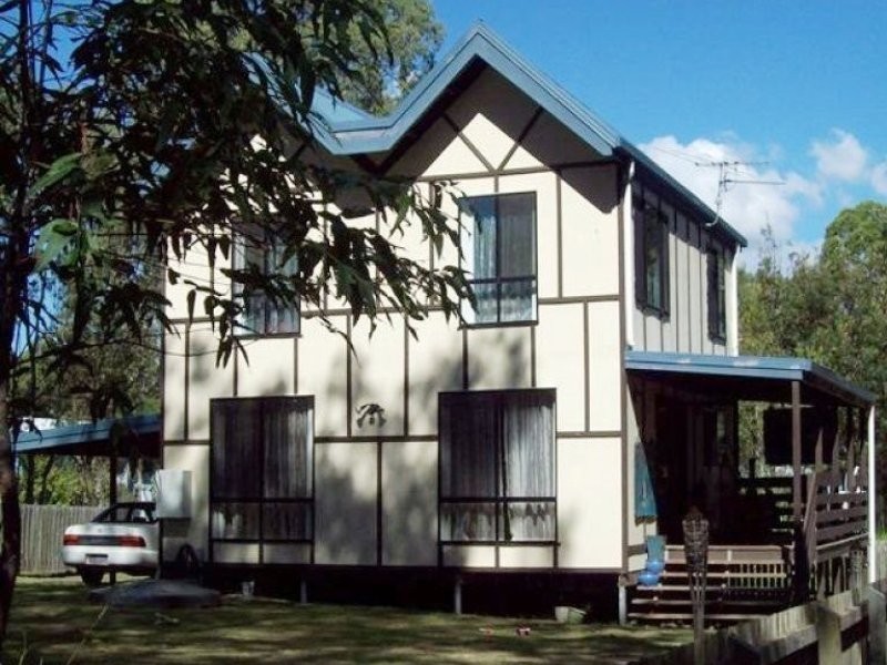 128 Laurel St, Russell Island QLD 4184