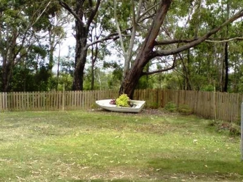 128 Laurel St, Russell Island QLD 4184