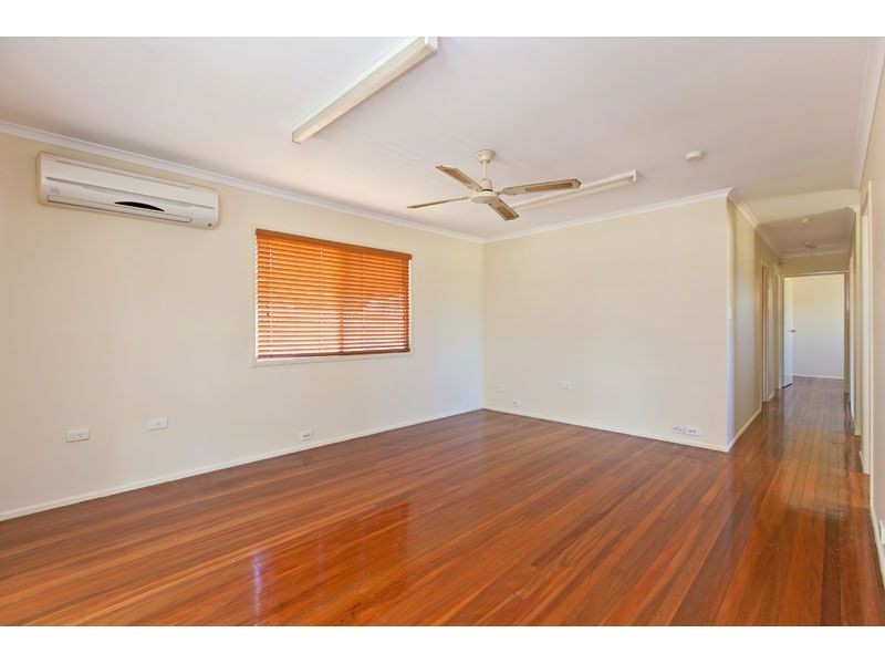 191 Cane St, Redland Bay QLD 4165