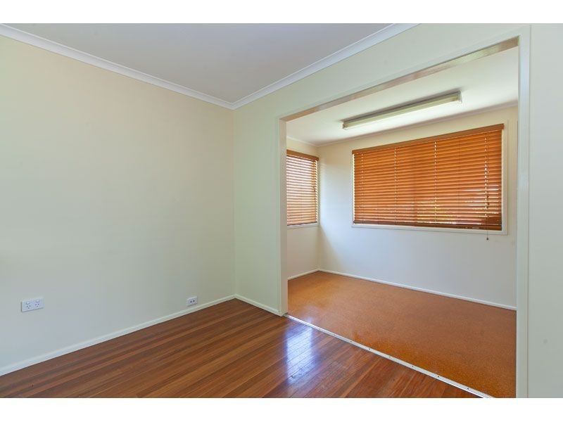 191 Cane St, Redland Bay QLD 4165