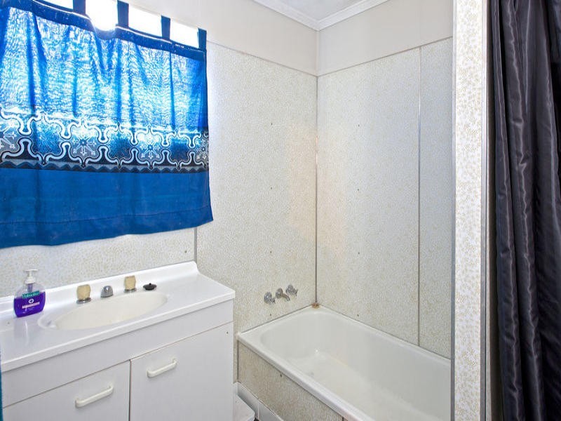 55 Sallows St, Alexandra Hills QLD 4161