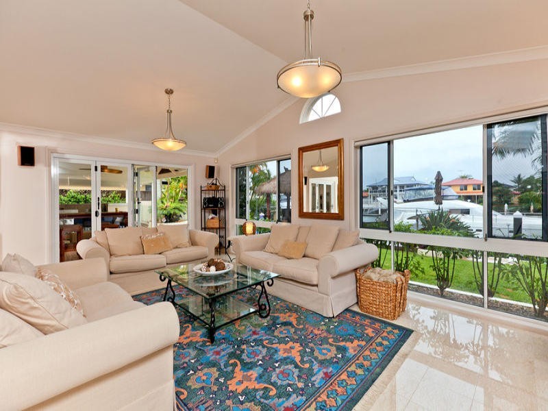 19 Captains Court, Raby Bay QLD 4163