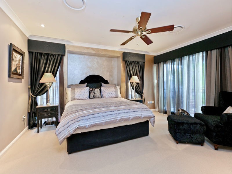 19 Captains Court, Raby Bay QLD 4163