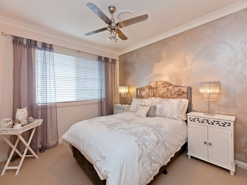 19 Captains Court, Raby Bay QLD 4163