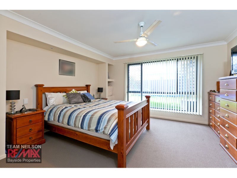 23 Coachwood St, Redland Bay QLD 4165