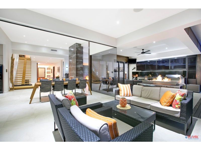 32 Sommersea Dr “Salt on Sommersea”, Raby Bay QLD 4163