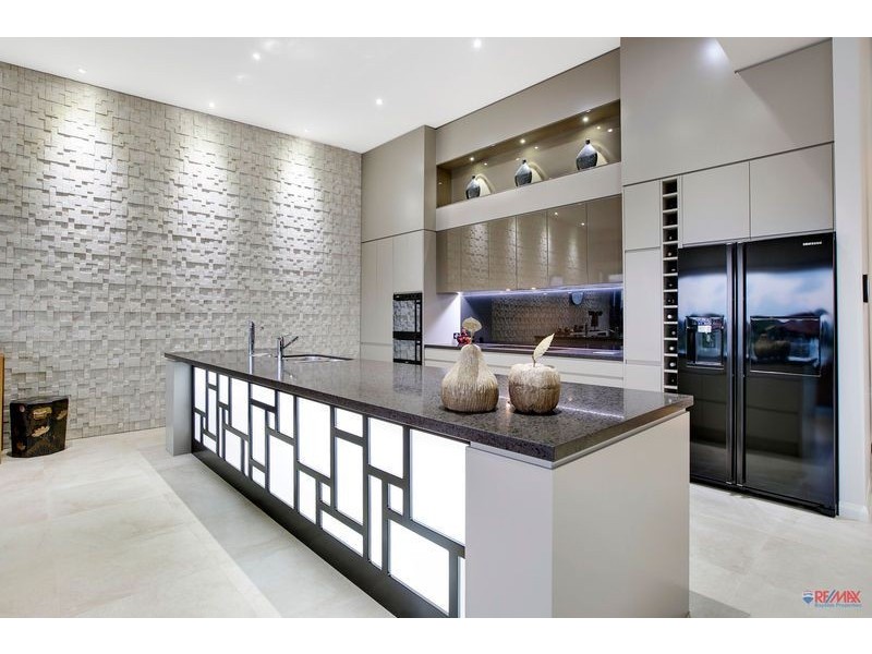 32 Sommersea Dr “Salt on Sommersea”, Raby Bay QLD 4163