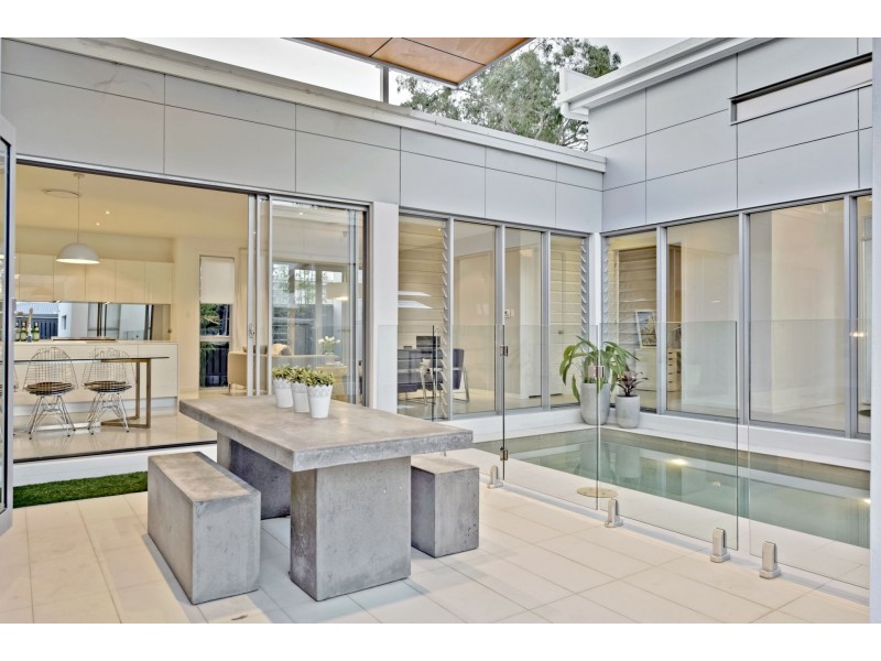 9 Foxwood Circuit, Wakerley QLD 4154