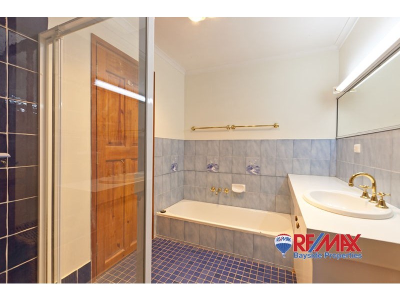 7 Chinnock Court, Alexandra Hills QLD 4161