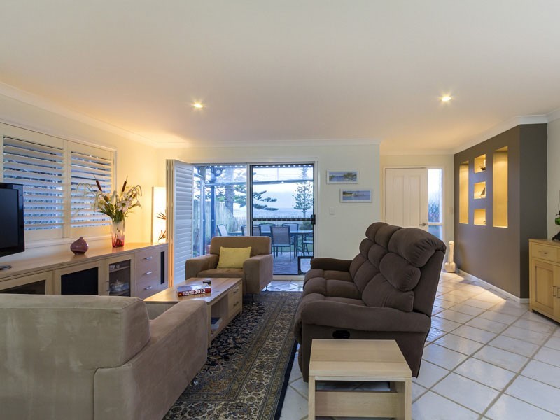 2/192 Shore Street North, Cleveland QLD 4163