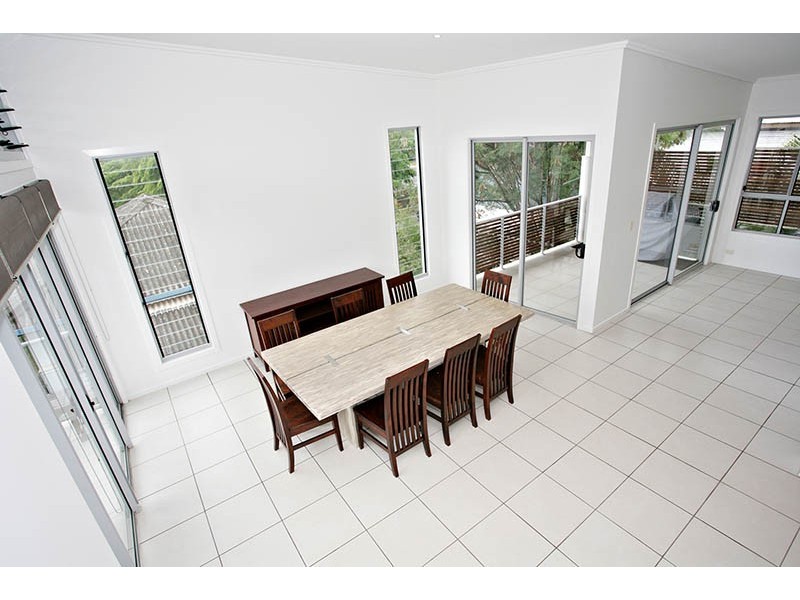 1 Bayview Street, Wellington Point QLD 4160