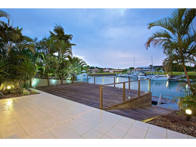 25 Downwind Court, Birkdale QLD 4159