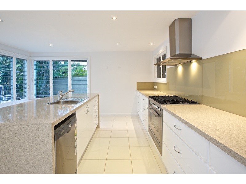 25 Downwind Court, Birkdale QLD 4159