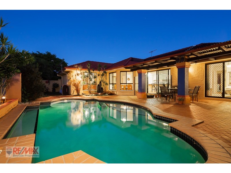 18 Lemongrove Road, Birkdale QLD 4159