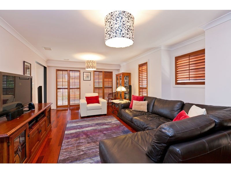 19 Captains Court, Raby Bay QLD 4163