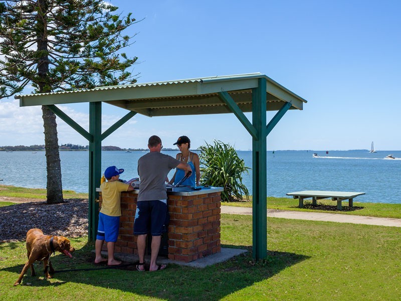 156 BLOOMFIELD STREET, Cleveland QLD 4163