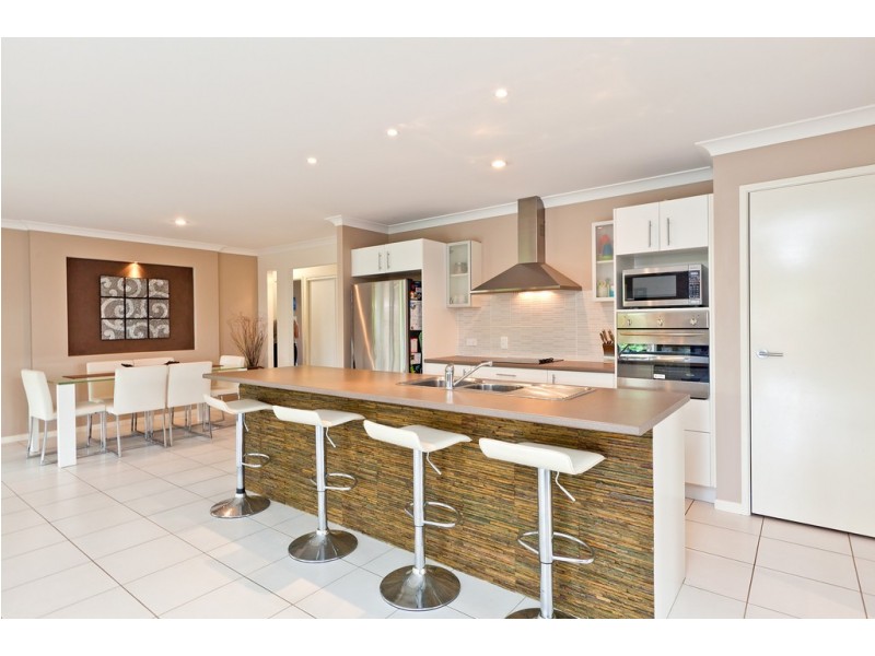 48 Hayman Street, Redland Bay QLD 4165