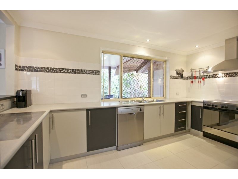 3 Peters Court, Wellington Point QLD 4160