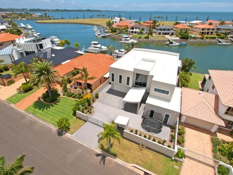 15 Marram crt, Raby Bay QLD 4163