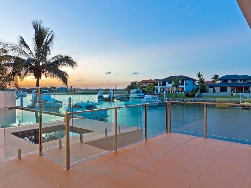 15 Marram crt, Raby Bay QLD 4163