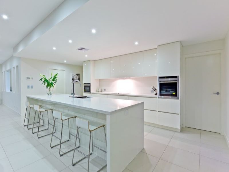 15 Marram crt, Raby Bay QLD 4163