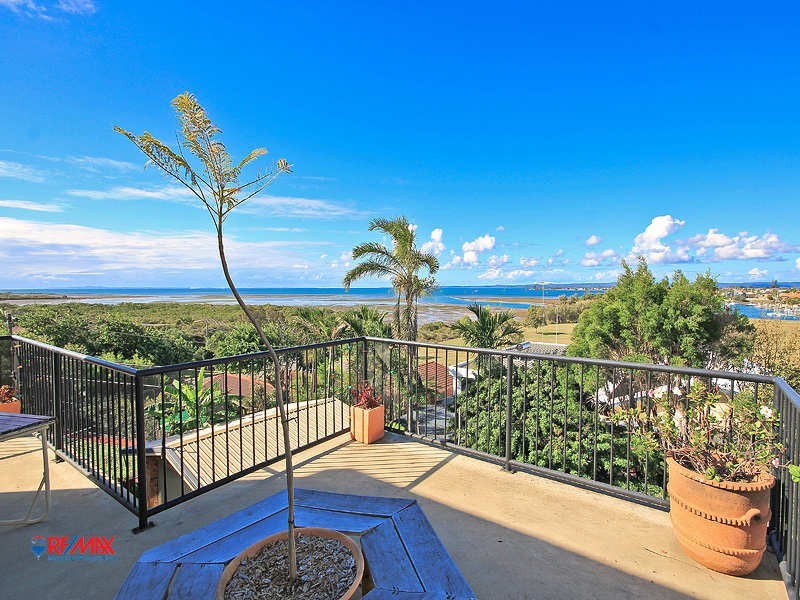 33 CLEVELAND TERRACE, Ormiston QLD 4160