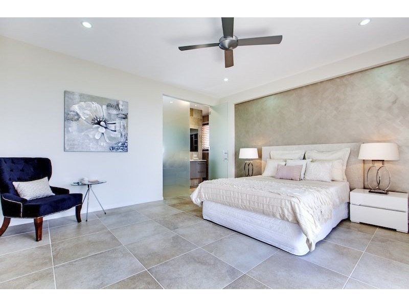 9 White St, Victoria Point QLD 4165