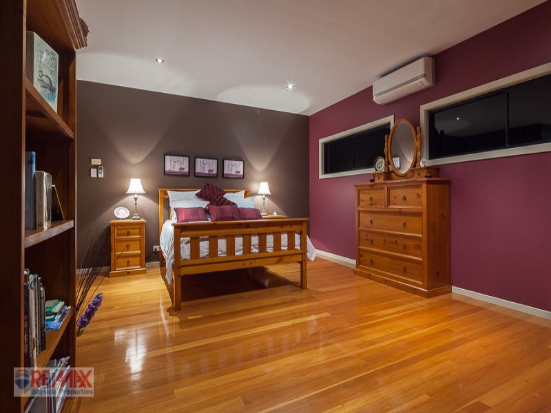 91 Coondooroopa Drive, Macleay Island QLD 4184