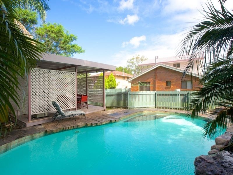 694 Old Cleveland Road East, Wellington Point QLD 4160