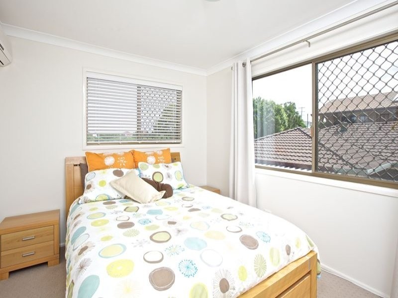 694 Old Cleveland Road East, Wellington Point QLD 4160