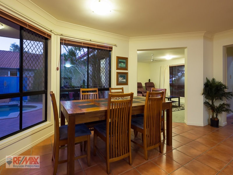 18 Lemongrove Road, Birkdale QLD 4159