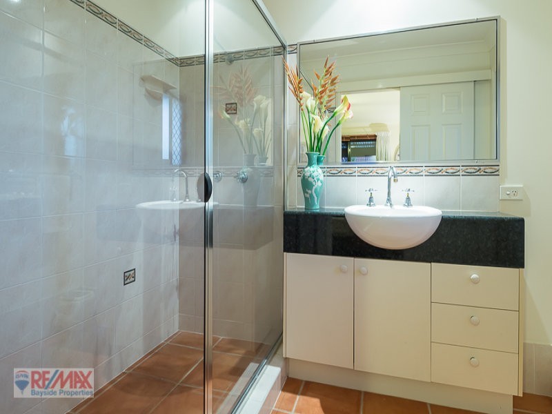 18 Lemongrove Road, Birkdale QLD 4159