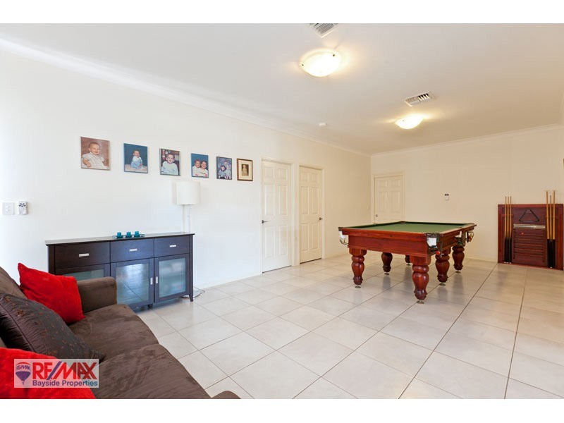 1 Watervale Drive, Redland Bay QLD 4165