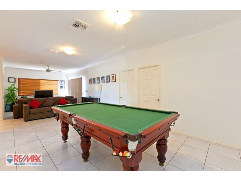 1 Watervale Drive, Redland Bay QLD 4165