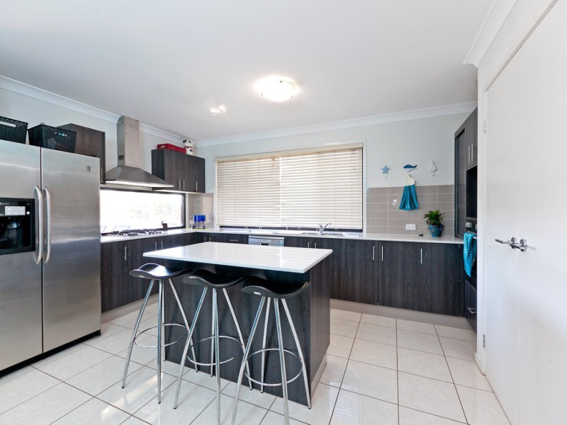 1 Mill Street, Redland Bay QLD 4165