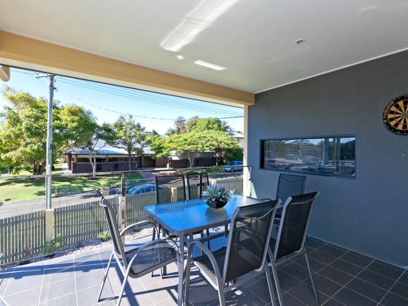 1 Mill Street, Redland Bay QLD 4165
