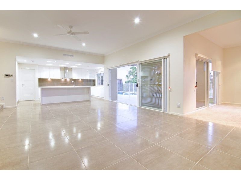 25 Ronnie Street, Cleveland QLD 4163