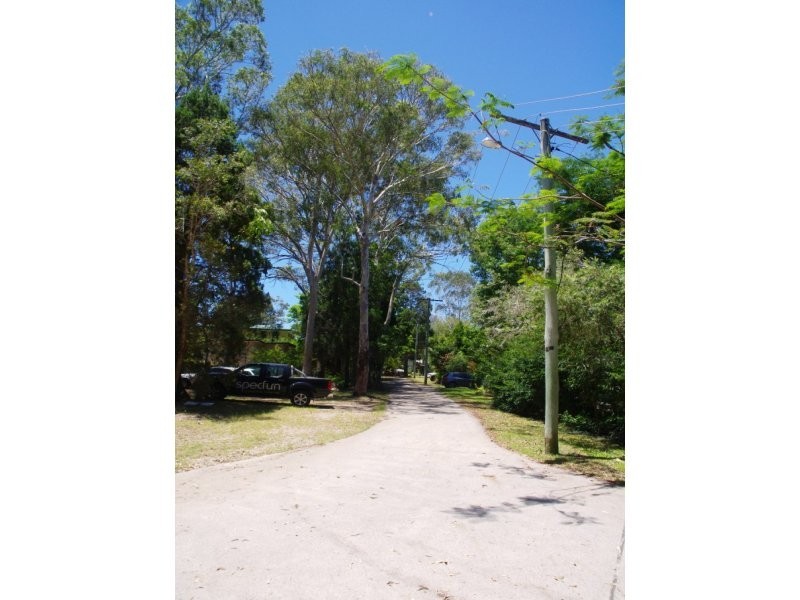 6 Williams Street, Coochiemudlo Island QLD 4184