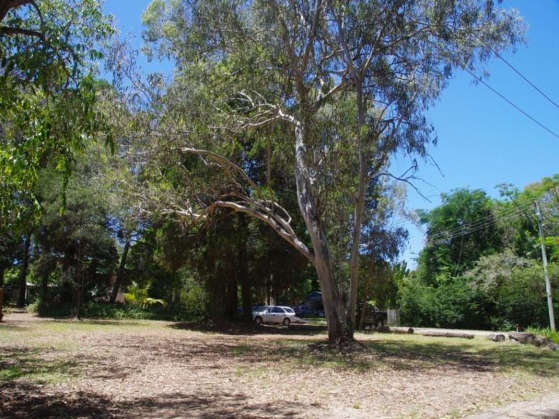 6 Williams Street, Coochiemudlo Island QLD 4184