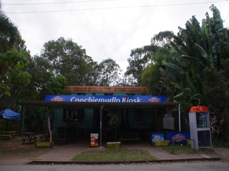 6 Williams Street, Coochiemudlo Island QLD 4184