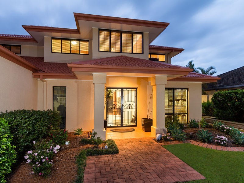 17 Voyagers Court, Raby Bay QLD 4163