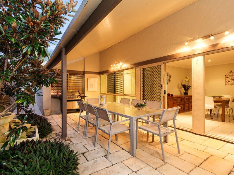 4 Phillip Street, Cleveland QLD 4163