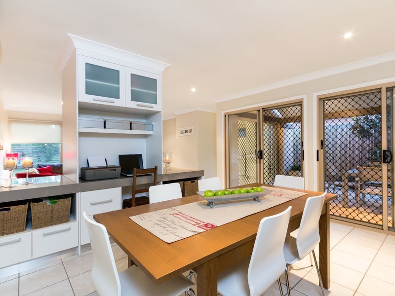 4 Phillip Street, Cleveland QLD 4163