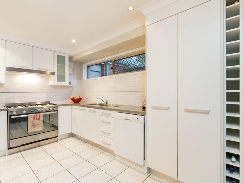 4 Phillip Street, Cleveland QLD 4163