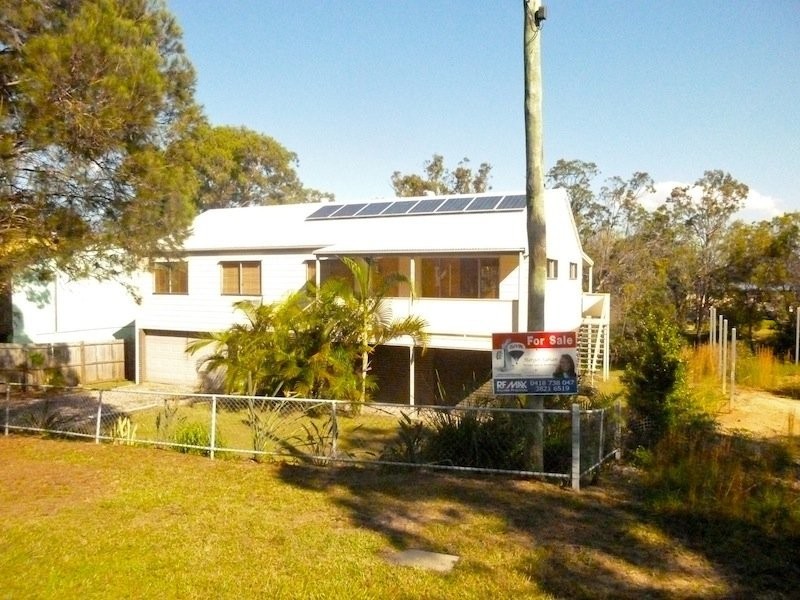 18 Hasting terrace, Macleay Island QLD 4184