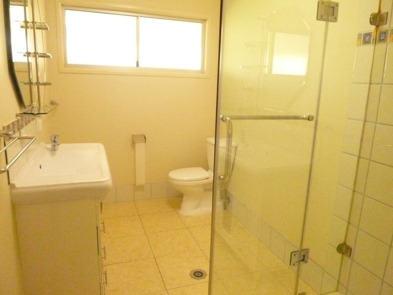 18 Hasting terrace, Macleay Island QLD 4184