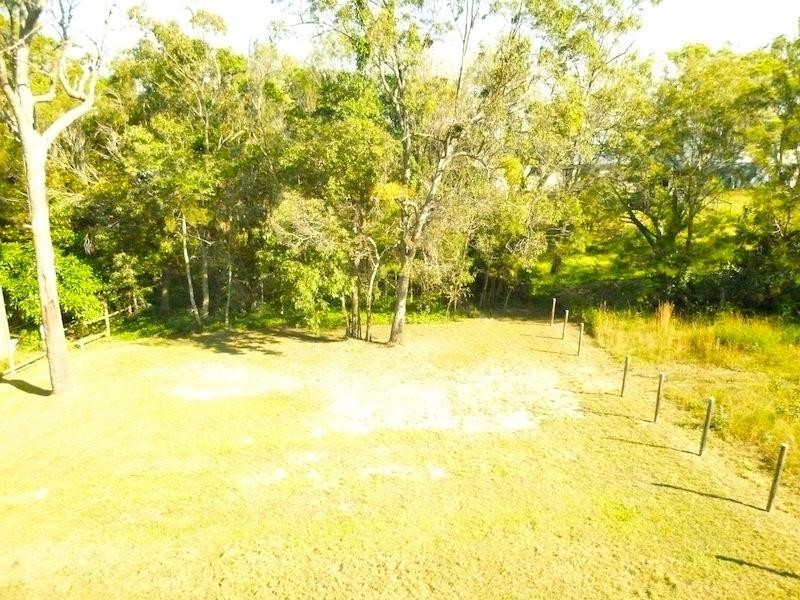 18 Hasting terrace, Macleay Island QLD 4184