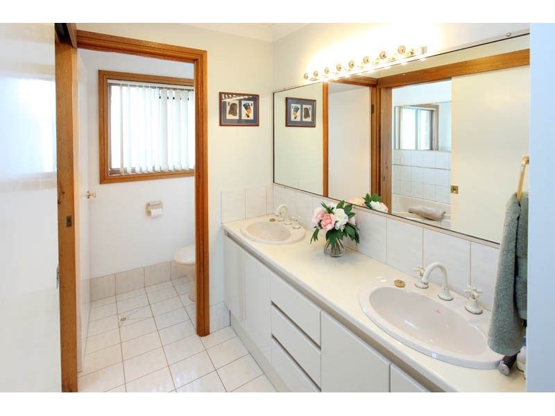 25 Masthead Drive, Raby Bay QLD 4163