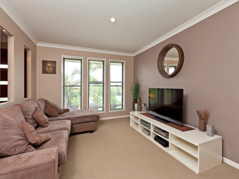 48 Hayman Street, Redland Bay QLD 4165