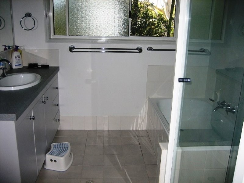 2 Langdon St, Cleveland QLD 4163